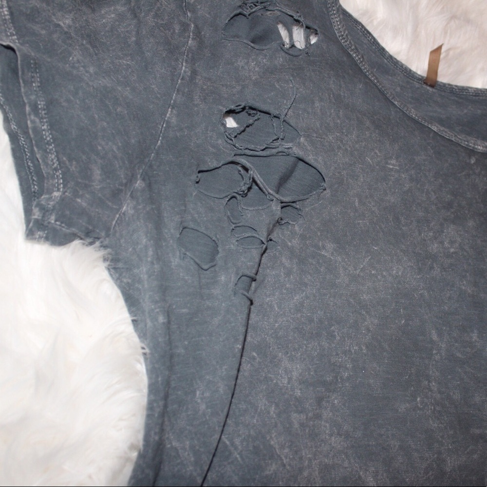 Distressed gray oversized tee - Picture 2 of 4